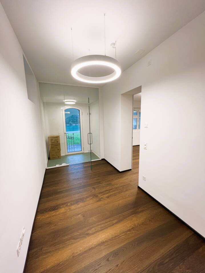 img_6389-718.jpg img_6389-718.jpg